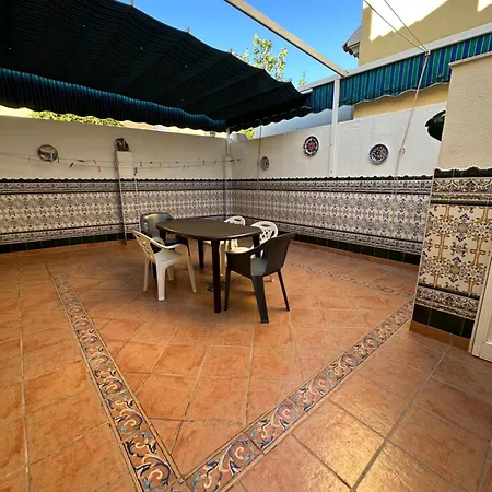 Habitacion Individual Privada Bano Compartido En Piso A 15M De La Feria De Jerez A Pie