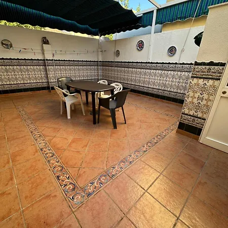 Habitacion Individual Privada Bano Compartido En Piso A 15M De La Feria De Jerez A Pie Accommodatie bij particulieren